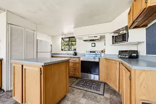751 Glenwood Dr, Ashland, OR 97520 - Photo 10