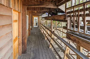 751 Glenwood Dr, Ashland, OR 97520 - Photo 32