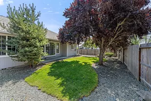 544 SW Anique Ln, Grants Pass, OR 97526 - Photo 22