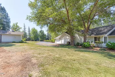 530 April Drive, Merlin, OR 97532 - Photo 58