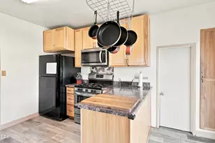 1055 California Ave, Klamath Falls, OR 97601 - Photo 12