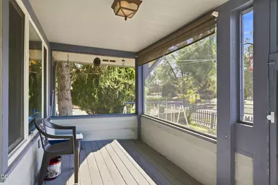 1055 California, Klamath Falls, OR 97601 - Photo 4