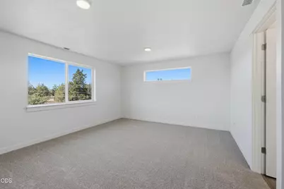 4615 SW Salmon Avenue, Redmond, OR 97756 - Photo 10