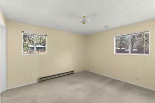 19929 Birch Ln, Bend, OR 97703 - Photo 12