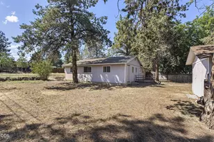 19929 Birch Ln, Bend, OR 97703 - Photo 20