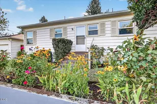1203 Queen Anne Ave, Medford, OR 97504 - Photo 42