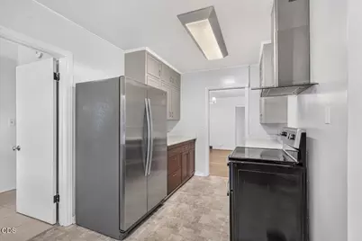 1203 Queen Anne Avenue, Medford, OR 97504 - Photo 18