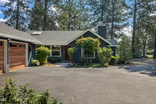21001 SE King Hezekiah Way, Bend, OR 97702 - Photo 6