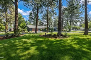 21001 SE King Hezekiah Way, Bend, OR 97702 - Photo 4