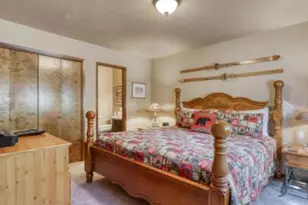 17900 Flat Top Ln, Sunriver, OR 97707 - Photo 6