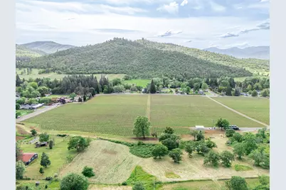 2871 Griffin Creek Road, Medford, OR 97501 - Photo 12
