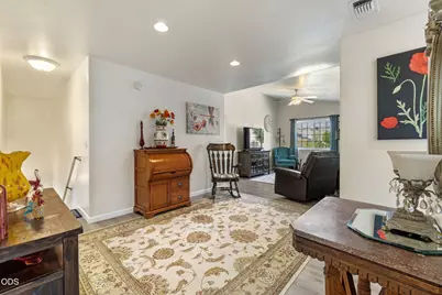 228 Angela Court, Klamath Falls, OR 97601 - Photo 12