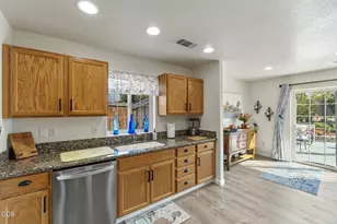 228 Angela Ct, Klamath Falls, OR 97601 - Photo 24