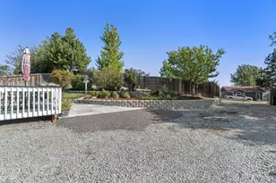 228 Angela Ct, Klamath Falls, OR 97601 - Photo 40