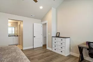 20534 Empire Ave, Bend, OR 97701 - Photo 26