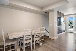 20534 Empire Ave, Bend, OR 97701 - Photo 12