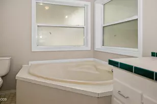 863 California Ave, Klamath Falls, OR 97601 - Photo 26