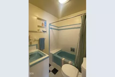 2433 Redwood Drive, Klamath Falls, OR 97601 - Photo 32
