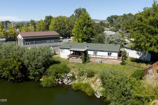721 S Main St, Prineville, OR 97754 - Photo 8
