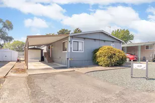 109 Waverly Dr, Grants Pass, OR 97526 - Photo 2