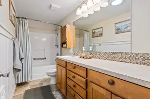 63385 Omer Dr, Bend, OR 97701 - Photo 22