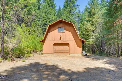 690 Thornbrook Drive, Merlin, OR 97532 - Photo 40