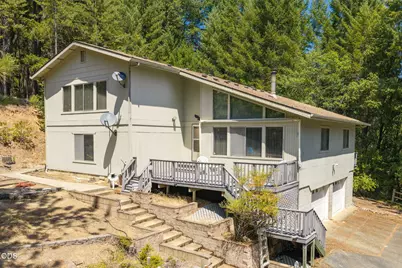 690 Thornbrook Drive, Merlin, OR 97532 - Photo 1