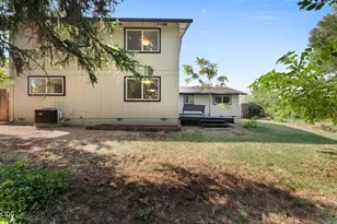 1325 Ridge Way, Medford, OR 97504 - Photo 36