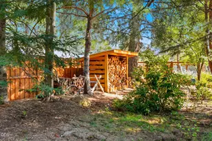 750 S Maple St, Sisters, OR 97759 - Photo 62