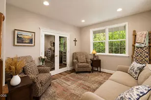 4110 Hemlock Dr, Medford, OR 97504 - Photo 14