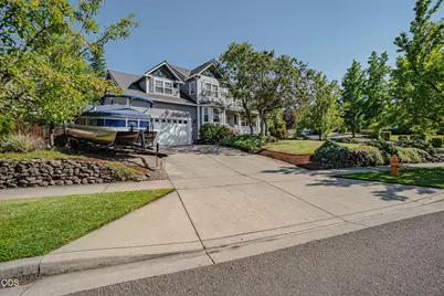 4110 Hemlock Drive, Medford, OR 97504 - Photo 1