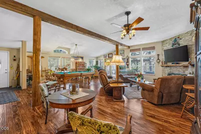 16904 Clover Creek Road, Klamath Falls, OR 97601 - Photo 14