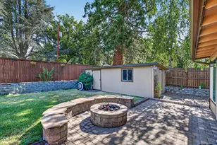 2201 Siskiyou Blvd, Medford, OR 97504 - Photo 40