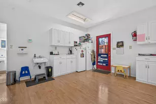 2201 Siskiyou Blvd, Medford, OR 97504 - Photo 50