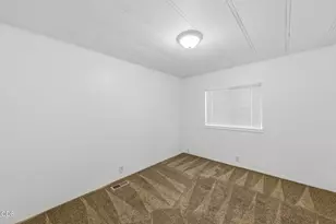 3858 Falcon St, White City, OR 97503 - Photo 10
