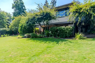 211 Florence Avenue, Medford, OR 97504 - Photo 1