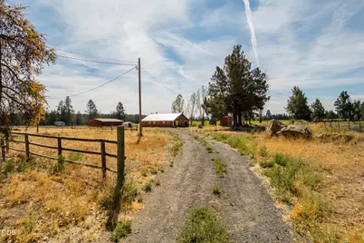 65325 Hwy 20, Bend, OR 97703 - Photo 52