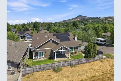 3686 Windgate Street, Medford, OR 97504 - Photo 44