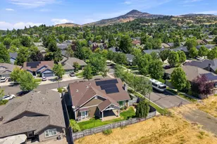 3686 Windgate St, Medford, OR 97504 - Photo 42