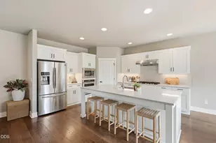 20853 SE Humber Ln, Bend, OR 97702 - Photo 8