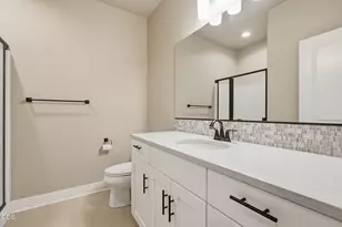 20853 SE Humber Ln, Bend, OR 97702 - Photo 16