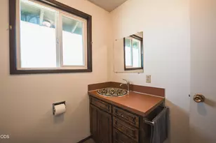 1714 NW 53rd St, Redmond, OR 97756 - Photo 30