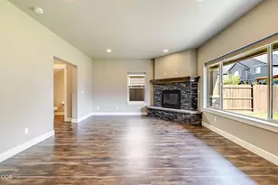 3129 NE Flagstone, Bend, OR 97701 - Photo 6