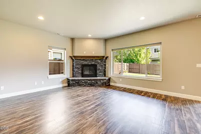 3129 NE Flagstone Avenue, Bend, OR 97701 - Photo 8