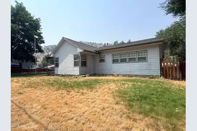 317 S Canyon Boulevard, John Day, OR 97845 - Photo 4