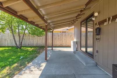 1045 Angler Lane, Grants Pass, OR 97527 - Photo 26
