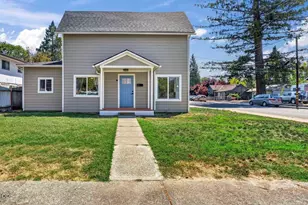 425 SW Burgess St, Grants Pass, OR 97526 - Photo 26