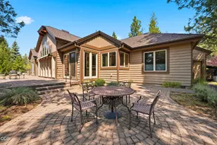 16863 Royal Coachman Dr, Sisters, OR 97759 - Photo 58