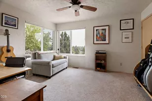 61345 Mountain Breezes Ct, Bend, OR 97702 - Photo 18