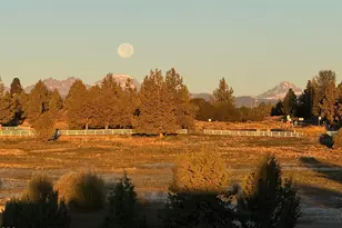 61345 Mountain Breezes Ct, Bend, OR 97702 - Photo 42